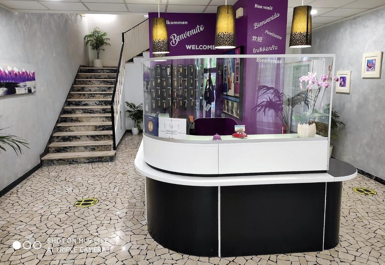 Mantovani Hotel Mariu Rimini Buitenkant foto