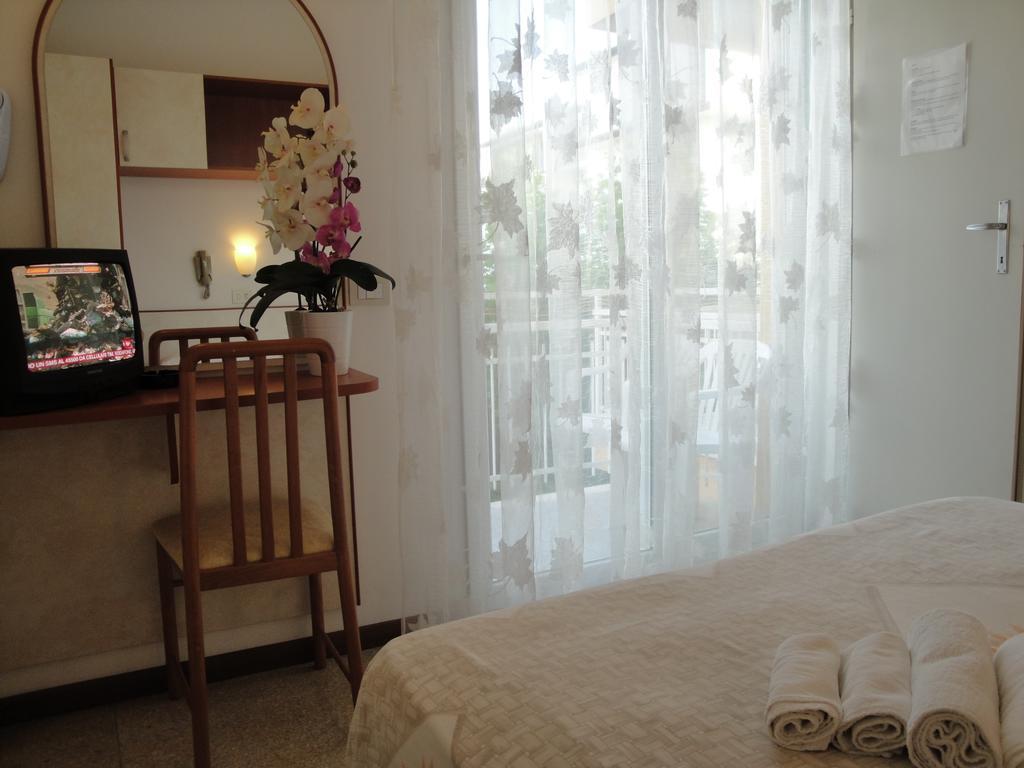 Mantovani Hotel Mariu Rimini Kamer foto